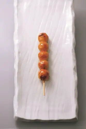 Yakitori restaurant's tare dango (rice dumplings with sauce)