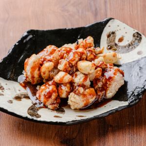 病みつきホルモンとにんにくの唐揚げ