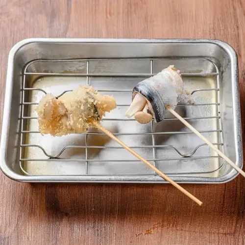 [Limited-time kushikatsu] Sanma (Pacific saury) and Shimeji mushroom wrapped kushikatsu (1 skewer)