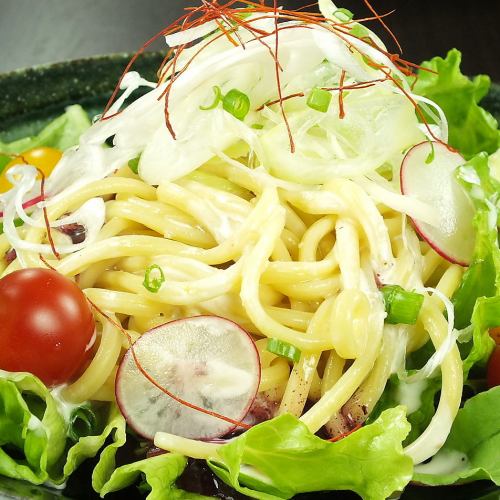 【長崎名物】ちゃんぽん麺と新鮮野菜のサラダ