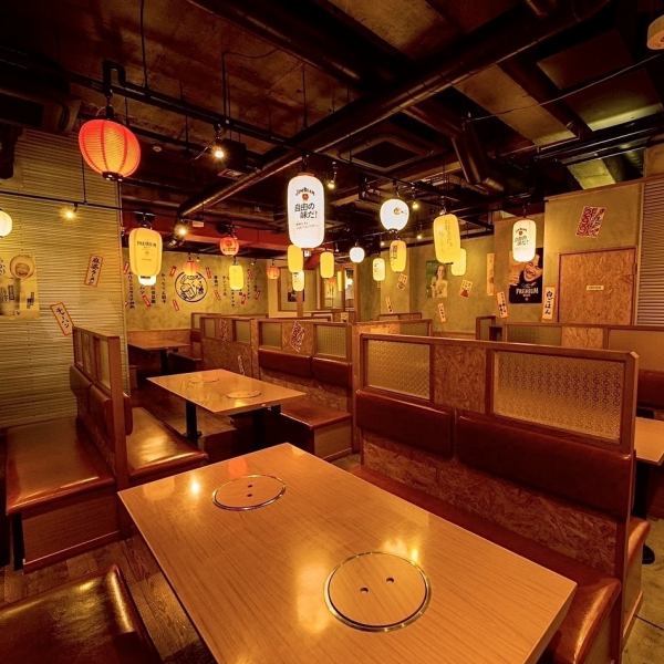 [Open on Nishi-dori, right next to Tenjin Station ◎] Have a quick drink with a 99-yen highball before the drinking party.All-you-can-eat and drink for 4,500 yen (including tax) for 2,780 yen (tax included).If you just want to have a drink at the end, you can have a quick drink on Nishi-dori, which is very convenient. ★A super-cheap bar that can be used in any way! With a total of 100 seats, it's possible to ask for help without having to wait!