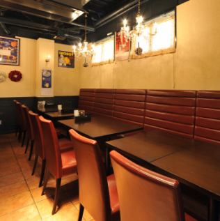 Side-by-side table seats are available for various parties.