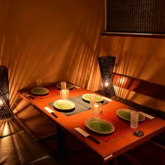 [Private rooms for banquets of 2 to 8 people] You can spend a relaxing time with your important friends ♪ It is a modern seat based on Japanese style.The seats are a little loose, so the atmosphere of Furuya is mixed in, and the space is full of emotion.