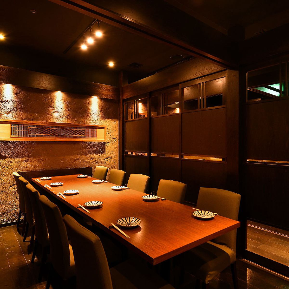 Enjoy a private Japanese dinner in a completely private room.