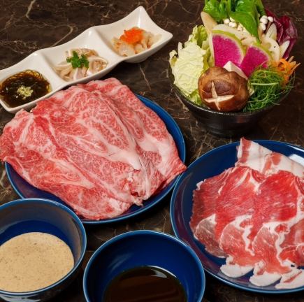 Shabu-shabu or Sukiyaki course with 150g Japanese black beef and pork pie, 5,500 yen (tax included)