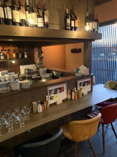 Counter / table seats are also available ♪