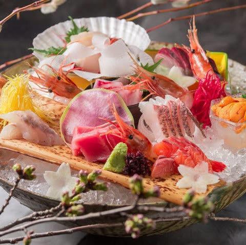 鮮度抜群の海鮮を贅沢に◎華やかな海鮮盛り合わせです♪
