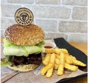 Luxurious hamburger♪ We are particular about quality!