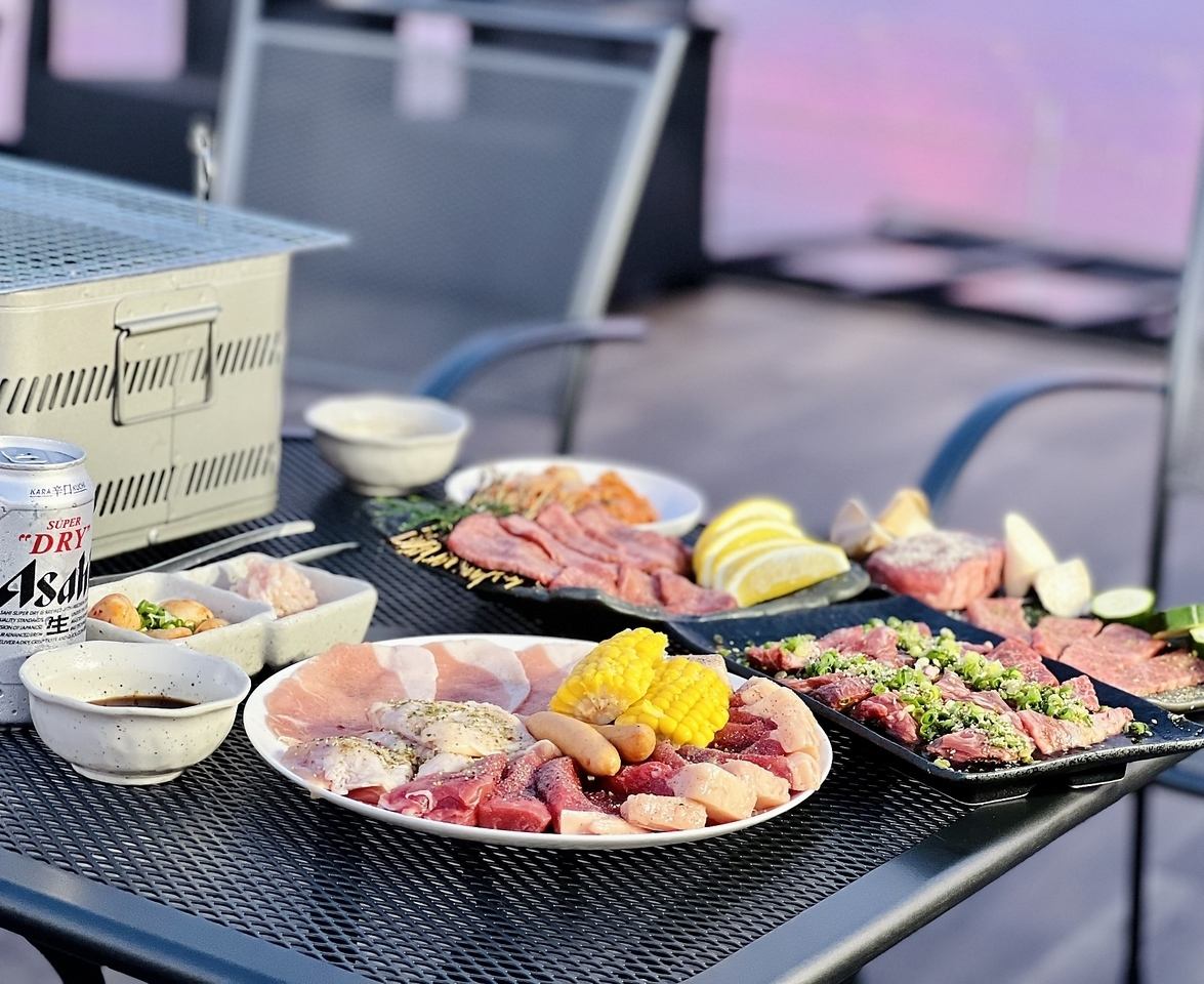 Enjoy a BBQ on the terrace while feeling the sea breeze♪ BBQ course from 3,500 yen!