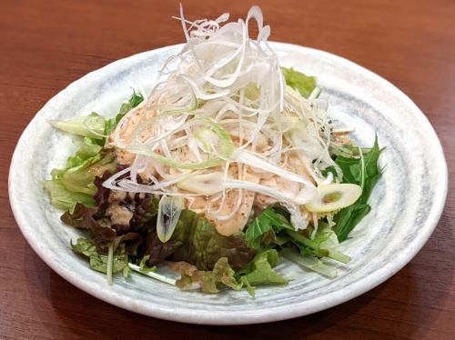 【大山どり】蒸し鶏と豆腐のごまサラダ