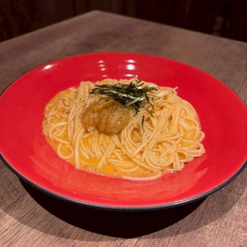 半田麺のうにカルボナーラ