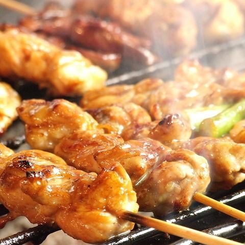 ニューオープン！炭火でじっくり焼いた焼き鳥がおすすめ♪