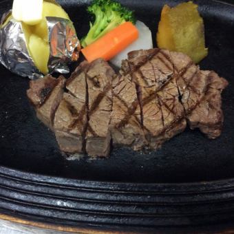 Grilled beef fillet steak, pasta, dessert...7 dishes in total★Pasta & steak course 3500 yen