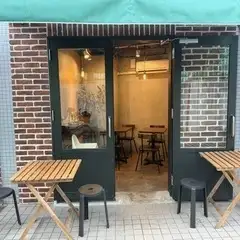 ペットと一緒にお食事が出来るお席です。