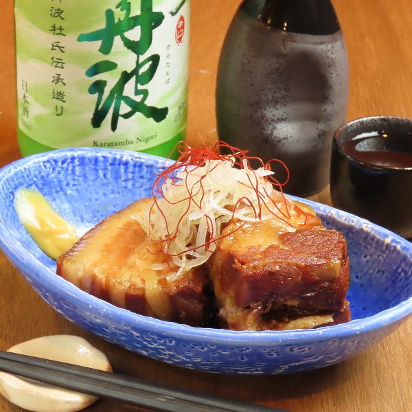 [Jimaru's popular menu item "Rafute"]