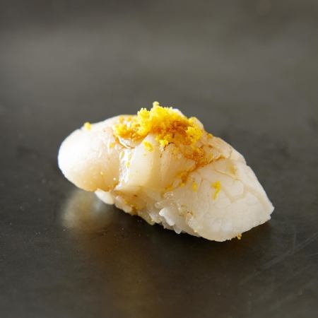 ≪ランチ限定≫～カジュアルな記念日に～ 『椿』　中トロ、雲丹を含む握り10貫＿8,250円