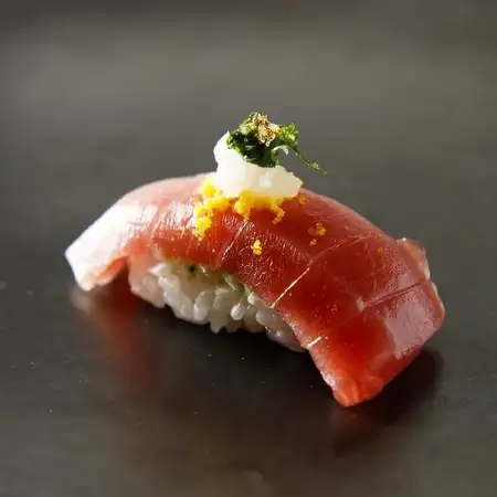 (ランチ限定）【季節の握り寿司 和～nagomi～】マグロ3種食べ比べを含む寿司14種など