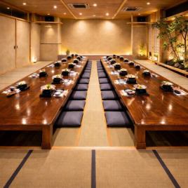 [Example for Groups] We have a spacious seating arrangement, so even if the number of people suddenly increases, we can connect tables to accommodate up to about 120 people, so please rest assured.The photo is of the annex.Our largest banquet hall can accommodate up to 150 people.