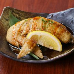 備中高原鶏手羽先の唐揚げ2本入り