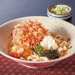 满满的樱花虾和碎岸子面