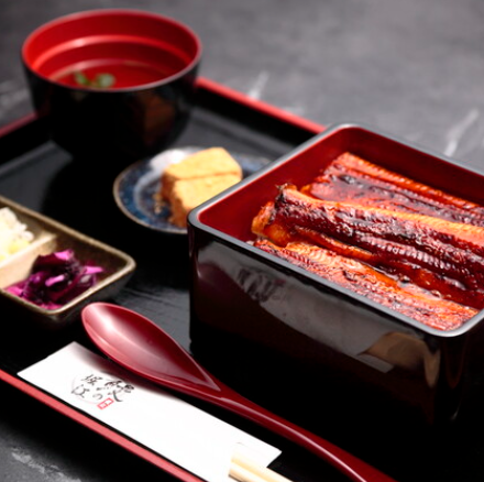 うな重 特上 1尾(吸い物、漬物、甘味付)