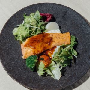 rare grilled salmon