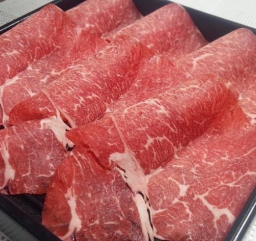 比較牛肉、豬肉、雞肉口味的套餐！