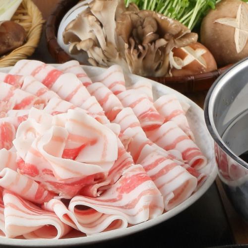 ２種類のお肉が楽しめる！【牛バラ＆豚ロース定食】