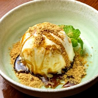 Kinako Vanilla Ice Cream with Brown Syrup