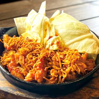 匂いまで美味しい！せせりの香味　カリー鉄板焼き