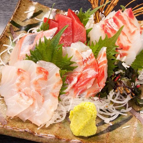 朝獲れ鮮魚刺