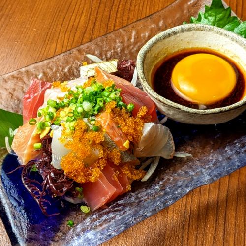 韓国風ピリ辛海鮮ユッケ