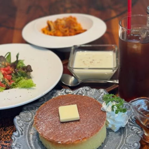 新鮮素材のパンケーキランチをぜひ、ご堪能ください