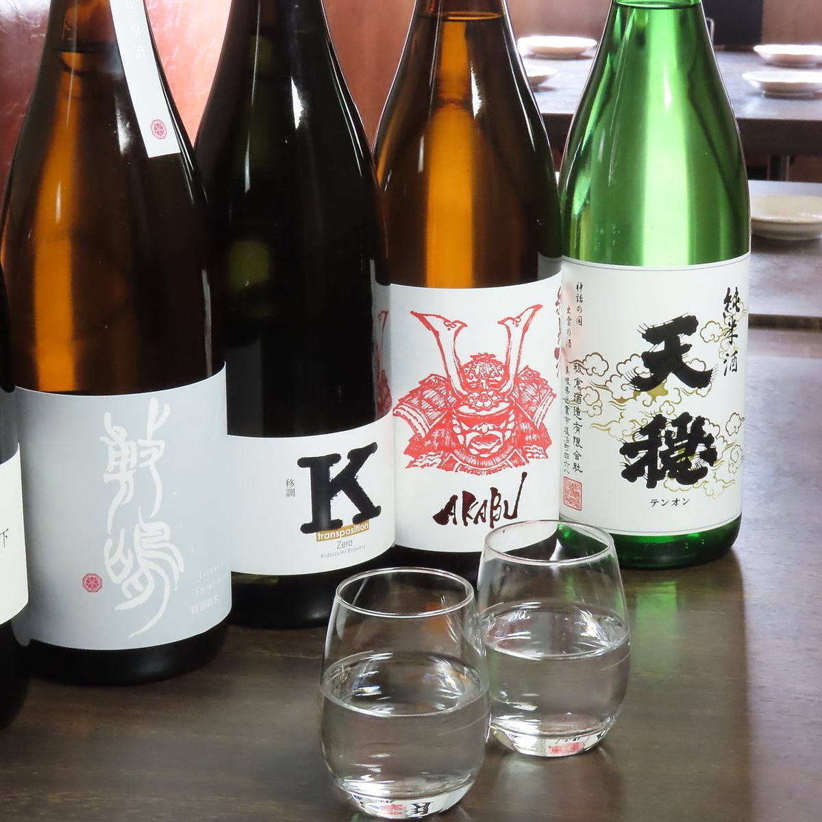 月1で変わる店主が厳選した日本酒をぜひ一度ご賞味ください。