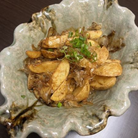 음장 간장의 일본 감자 튀김