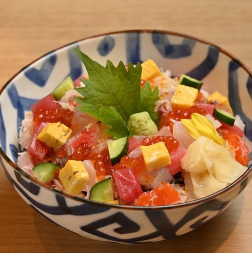 海鮮ばらちらし丼