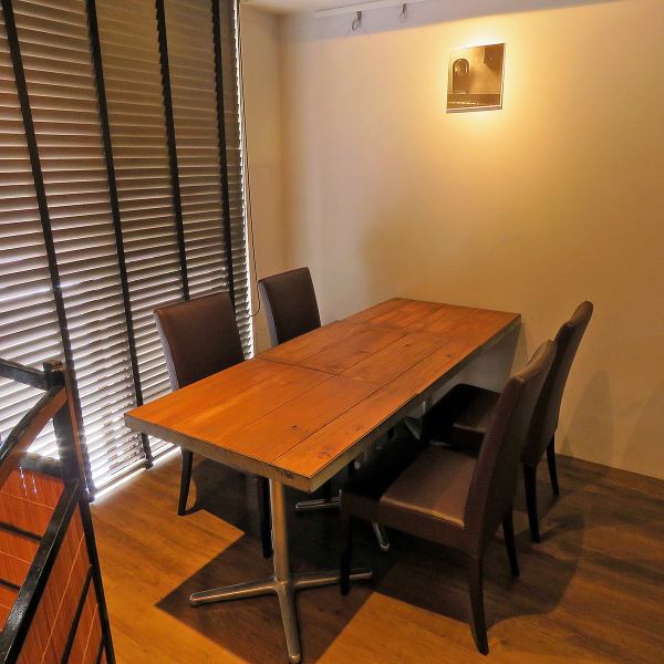 [Semi-private room has 2 seats!] We have 2 semi-private rooms that can accommodate up to 6 people ◎ Also, if you use 2 seats, you can accommodate up to 12 people ♪ Private space This space is recommended for those who want to be valued!