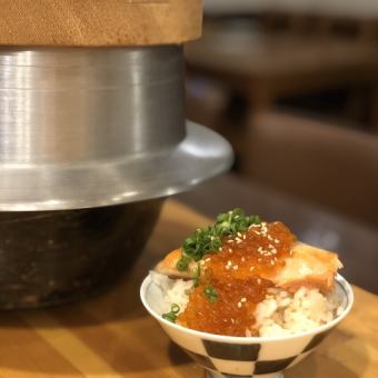 [All-you-can-drink for 2 hours] The final dish of the meal is the delicious salmon roe and salmon cooked in a pot! All of Yorimichi's popular menu items are also available!