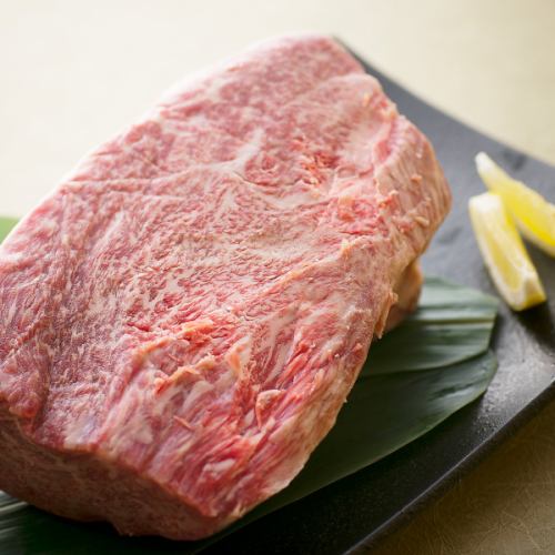 Select the "best" at that time.Japanese black beef with A4 or A5 rank