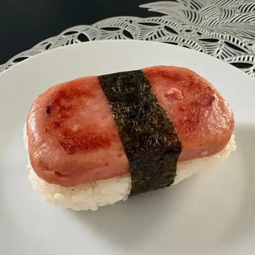 ◆定番のスパムおにぎり