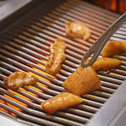 驚きの肉体験を！