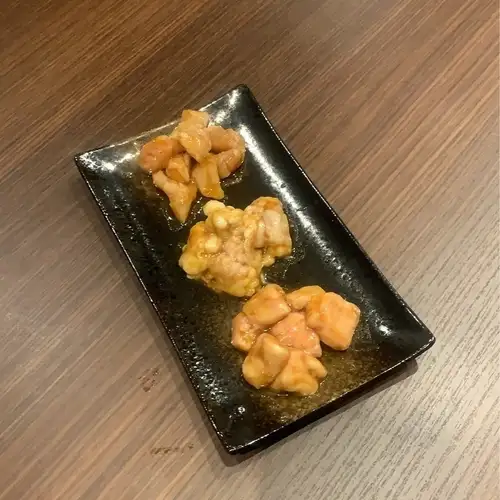 お得なホルモン3種盛り