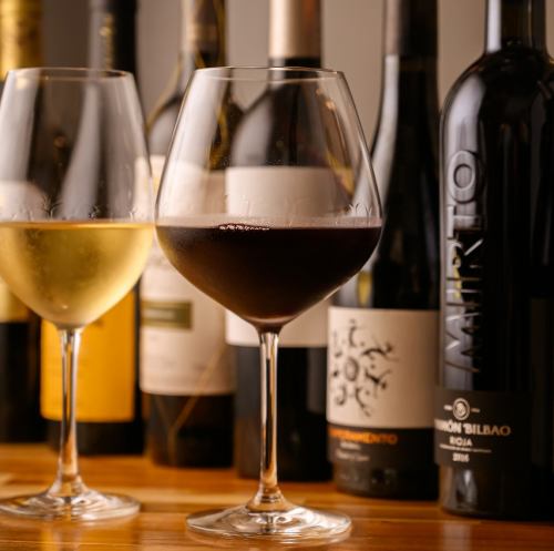 用西班牙葡萄酒來慶祝西班牙美食!