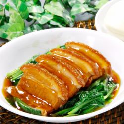 【景珍名物！】豚バラ肉の角煮（蒸しパン2個付き）