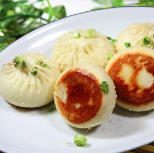 【特製点心】自家製　焼き小籠包
