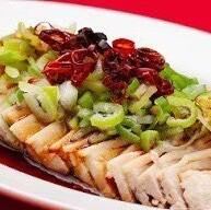 蒸し鶏ネギ油かけ