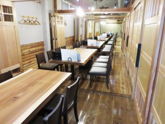 Private room table seats.・Customers ordering banquet course meals for 4 or more people ・Reservations for 6 or more people are accepted.