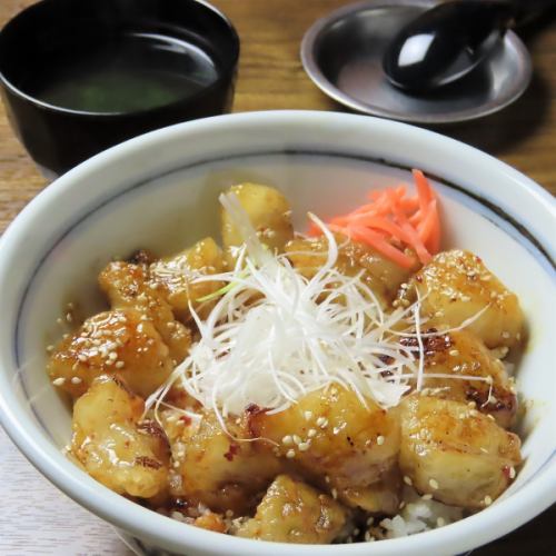 【やみ丼】