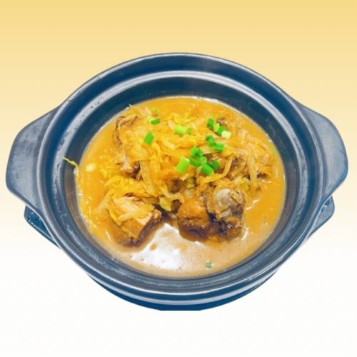 地鶏と漬白菜の土鍋煮込み