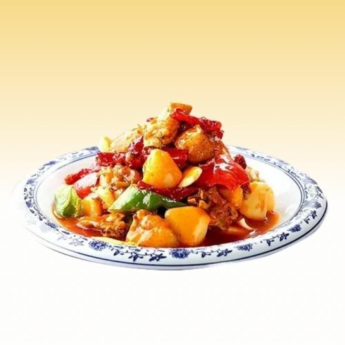【おすすめ】新疆風鶏肉辛口煮込み